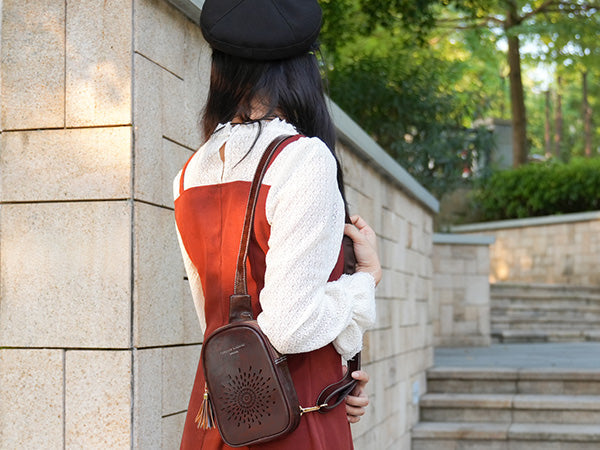 APHISON Sunflower Small Sling Bag Fanny Packs Cell Phone Purse Vegan Leather Crossbody Bags Gifts for Women Men Teen Girls GRAY APHISON